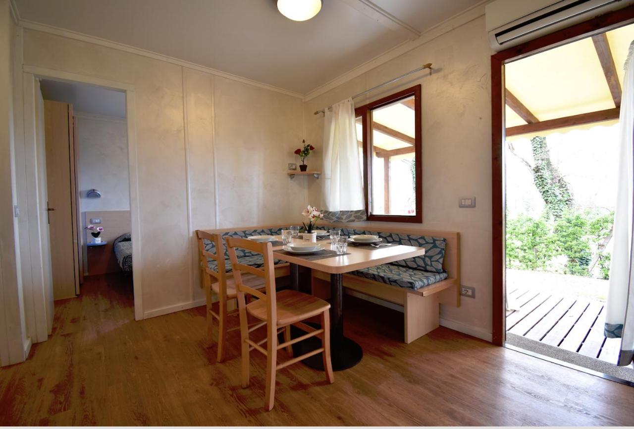 Agriturismo B&B Corte Tonolli Valeggio sul Mincio Dış mekan fotoğraf