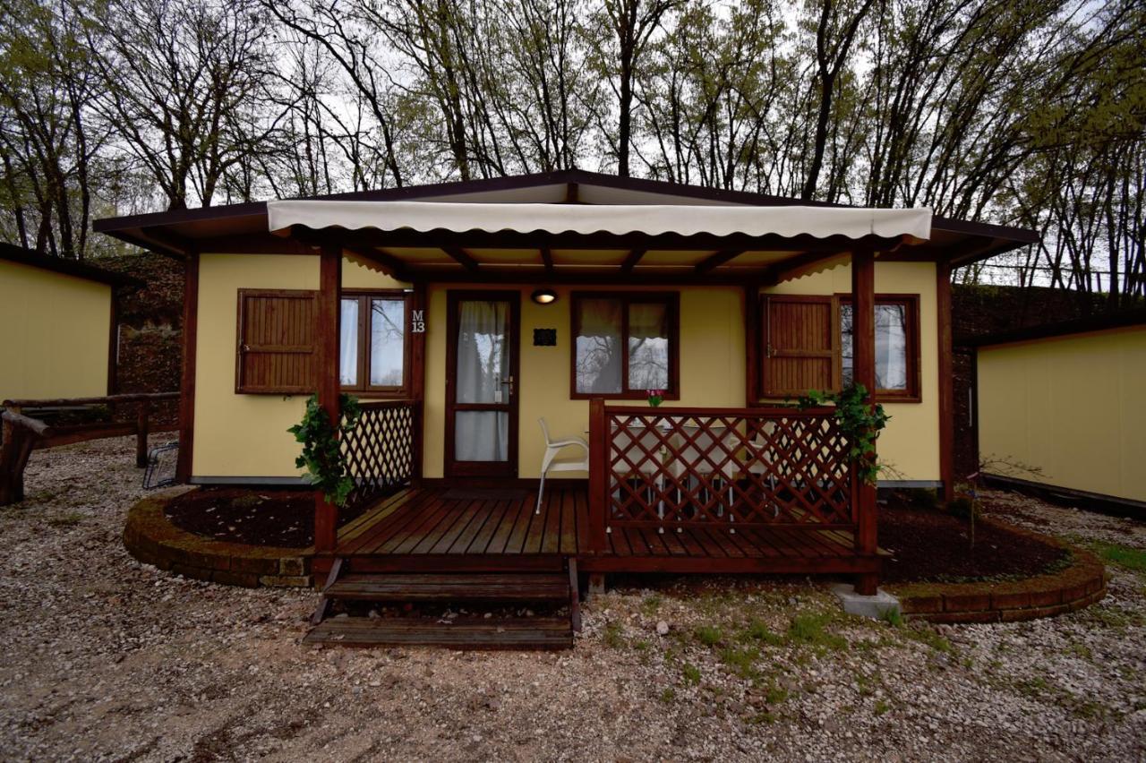 Agriturismo B&B Corte Tonolli Valeggio sul Mincio Dış mekan fotoğraf