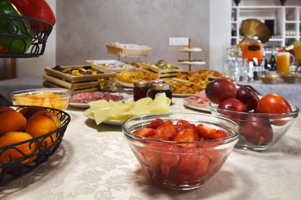 Agriturismo B&B Corte Tonolli Valeggio sul Mincio Dış mekan fotoğraf