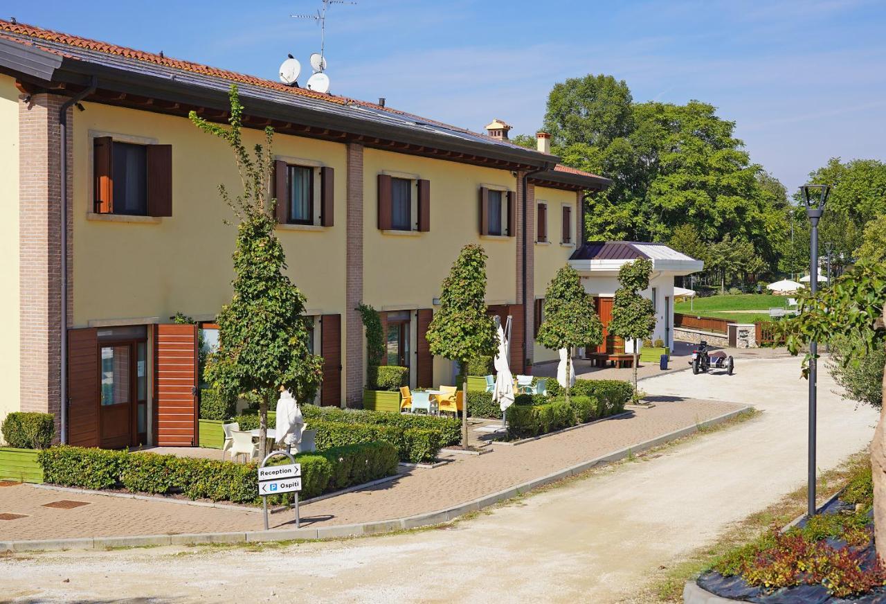 Agriturismo B&B Corte Tonolli Valeggio sul Mincio Dış mekan fotoğraf