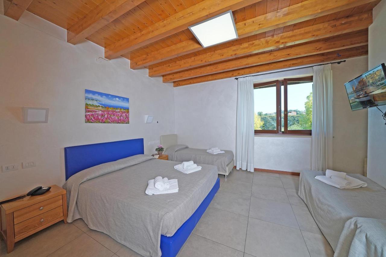 Agriturismo B&B Corte Tonolli Valeggio sul Mincio Dış mekan fotoğraf